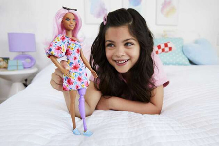 Barbie HBV21/FBR37 Fashionistas Modne Przyjaciółki 002061