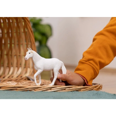 Schleich Klacz Rasy Camarillo Farm World 537863
