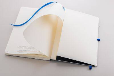 Kalendarz B5 18 miesięczny TNS granatowy 2024/2025 084865