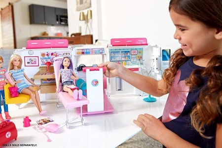 Barbie frm19 karetka mobilna ze światłem i dźwiękiem