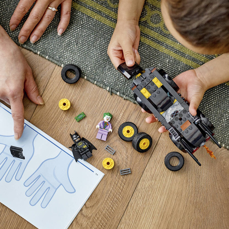 Lego 76264 Batman Batmobil Pogoń: Batman kontra Joker