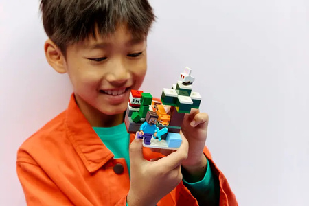 LEGO 21583 MINECRAFT Przygoda stevea w tajdze 034071