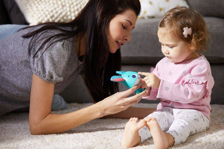 TINY LOVE Wonder Buddies Mały Odkrywca Królik Thomas - zabawka interaktywna