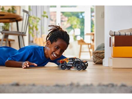 Lego 42166 Technic Samochód wyścigowy NEOM McLaren Extreme E