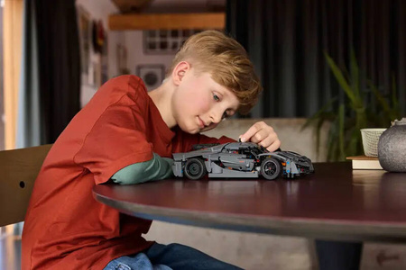 Lego 42173 Technic Szary hipersamochód Koenigsegg Jesko Absolut