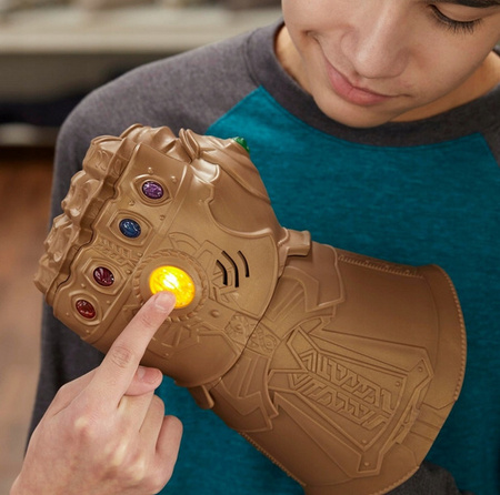 Marvel Avengers Interaktywna rękawica 234360
