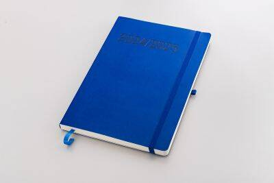 Kalendarz B5 18 miesięczny TNS granatowy 2024/2025 084865