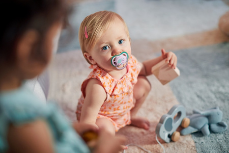 Philips AVENT Smoczek Ultra Air 0-6m dziewczynka 9016544