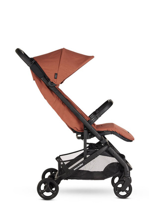 Easywalker Miley 2 Kompaktowy wózek spacerowy z torbą transportową Sunset Red 112962