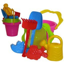 Komplet do piasku karbowany z konewką 163018