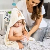 Babyono Okrycie kąpielowe welurowe -ręcznik z kapturkiem 85x85 cm 412374