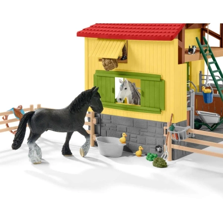 Schleich Końska Stajnia Farm World 572697