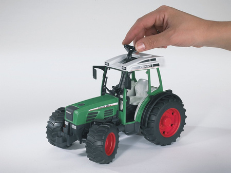 Bruder 02100 traktor fendt 209s 