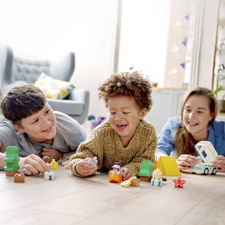 Lego 10946 Duplo Family Camping Nan Adventure