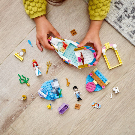 Lego 43191 świąteczna łódź arielki 