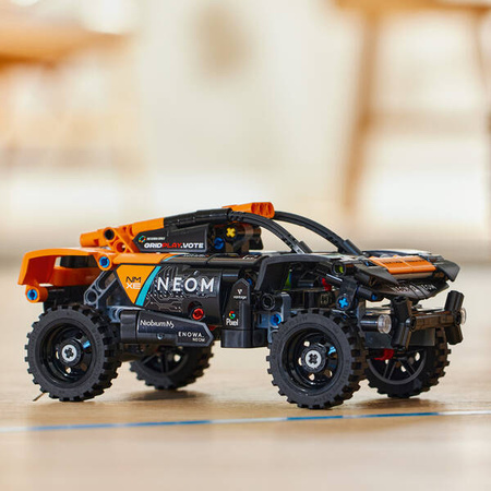 Lego 42166 Technic Samochód wyścigowy NEOM McLaren Extreme E