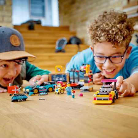 Lego 60389 City Warsztat tuningowania samochodów 