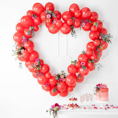 Girlanda balonowa ze stelażem Serce czerwony 160cm 005174