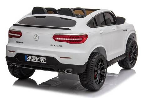 Auto na akumulator Mercedes GLC 63S biały 581202