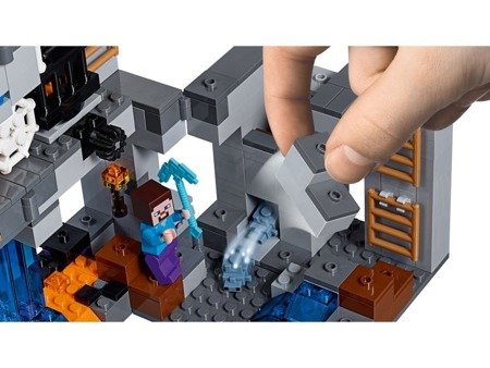 Lego 21147 minecraft przygoda na skale macierzystej 
