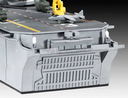 Revell 65178 Assault Carrier USS WASP CLASS